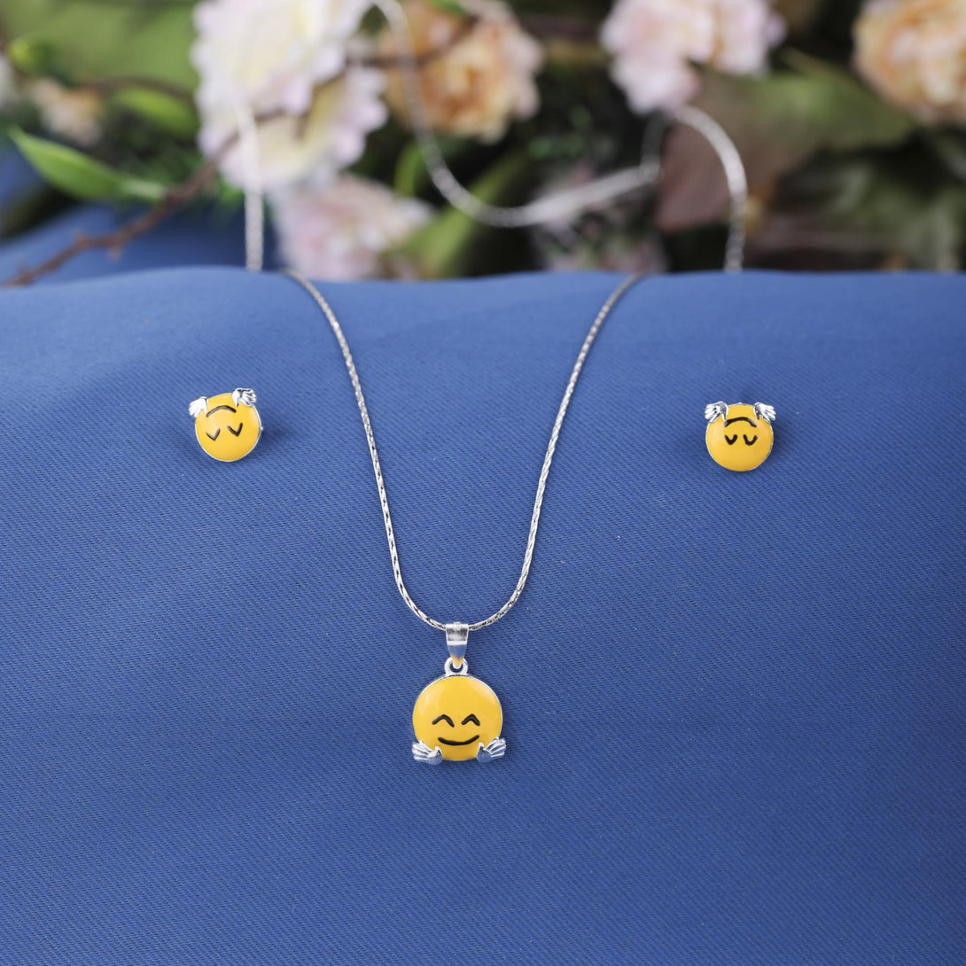 smile necklace