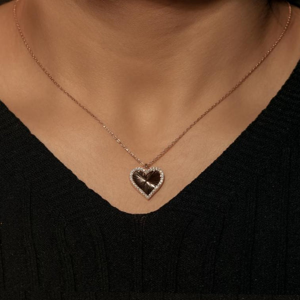 The Heart Shape Diamond Gold Necklace