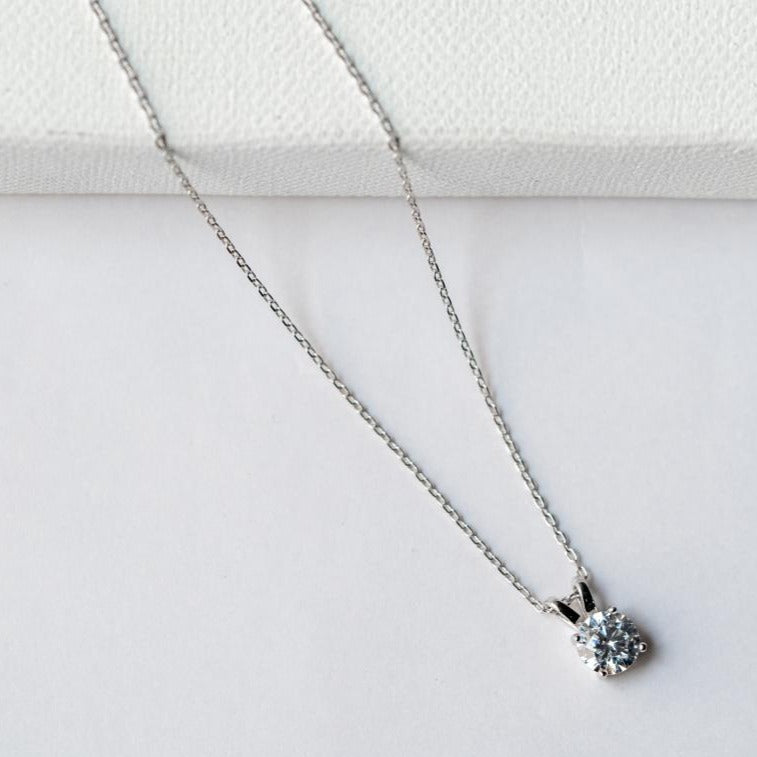 silver necklace design
