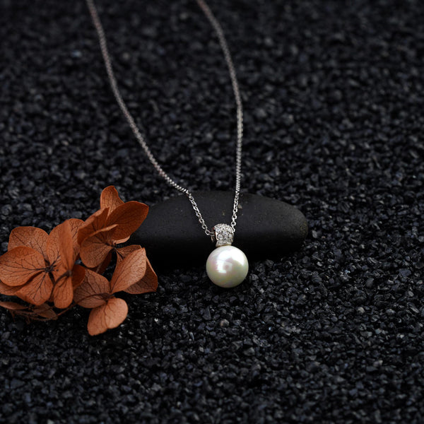 Pearl Pendant With necklace