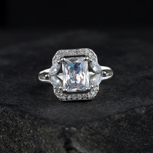 The Soliare Diamond Silver Ring